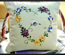 Load image into Gallery viewer, Traditional Thread Work Embroidery